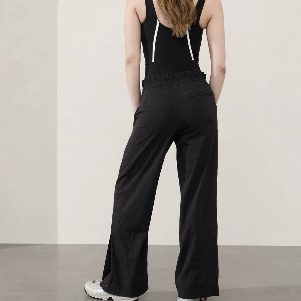 Athleta Trekkie High Rise Parachute Pant Sz 6 Tall Black #533487 Wide Leg Dance - Picture 2 of 16